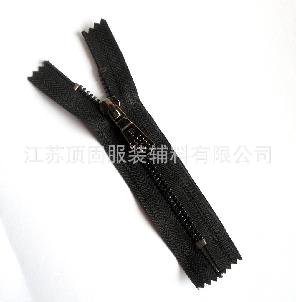 包括中国所有进出代码(4位国际码、8位中国海关指定商品代码)