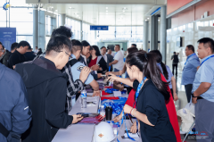 <strong>新一代座椅面料通过纳米</strong>