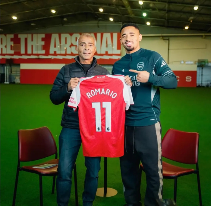 16岁小将道曼绝杀埃弗顿，阿森纳英超历史首秀创