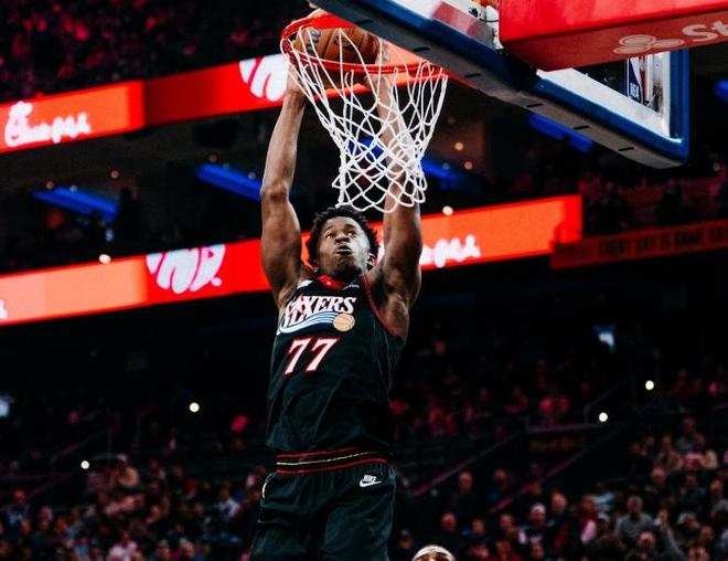 活塞主场大胜76人完成赛季三杀