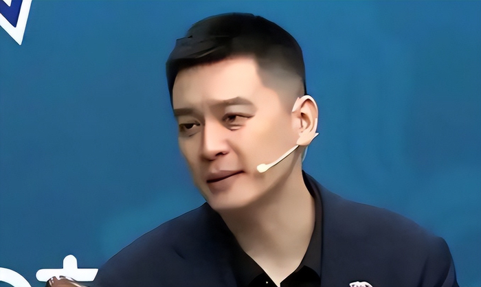 辽鲁生死战引爆CBA季后赛 郭艾伦丁彦雨航同台解
